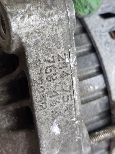 Генераторы: Генератор Renault 2001 г., Б/у, Оригинал, Германия — 2