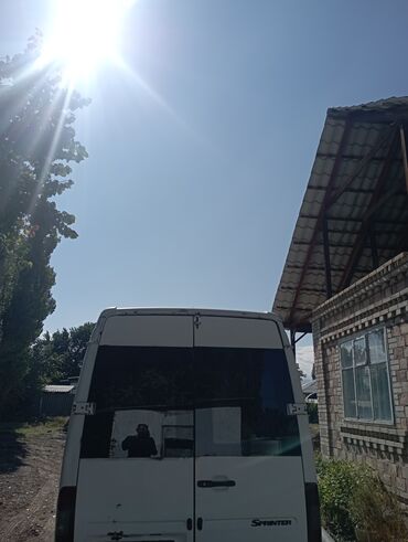возьму в аренду сонату: Mercedes-Benz Sprinter пассажирский микроавтобус (длинная база