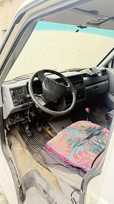 Volkswagen: Volkswagen Transporter: 1992 г., 2.4 л, Механика, Дизель, Минивэн — 7