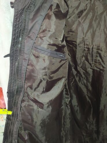 Верхняя одежда: КУРТКИ на девочек.Возраст 11 и 13 лет Фирменные.Хорошего качества at lalafo.kg — 5 Верхняя одежда: КУРТКИ на девочек.Возраст 11 и 13 лет Фирменные.Хорошего качества — 5