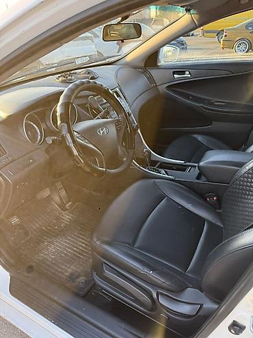 сары соната: Hyundai Sonata: 2010 г., 2 л, Автомат, Газ, Седан — 7