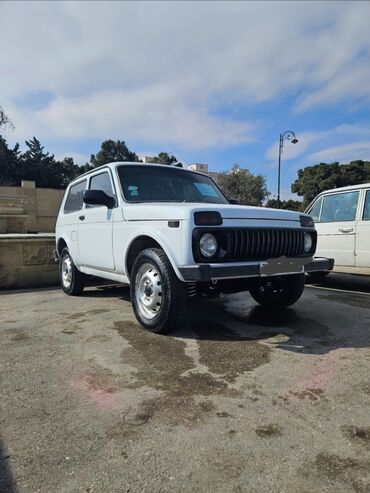 xezer lada qiymetleri 2020: VAZ (LADA) 4x4 Niva: 1.8 l | 2008 il 250000 km Sedan