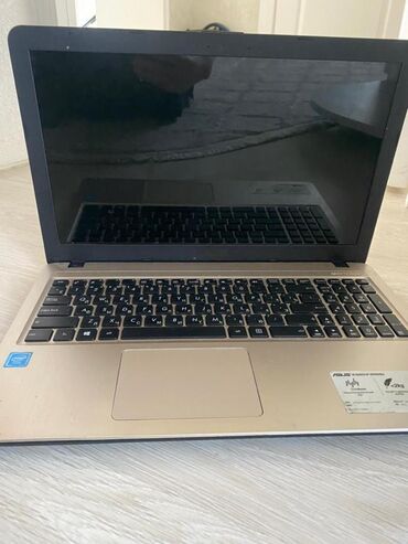 2 ядерный ноутбук: Asus Intel Celeron, 2 ГБ ОЗУ, 15.6 "