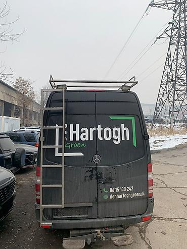задный вид: Продаю лестницу и багажник на крышу на спринтер Рекс — 1