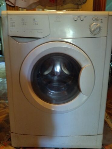 Кир жуучу машина Indesit, Колдонулган, Автомат, 5 кг чейин, Толук өлчөм
