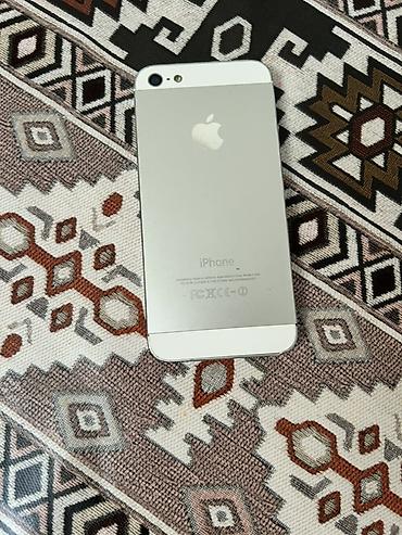 iphone adapdır: IPhone 5, < 16 GB, Ağ, Qırıq — 3