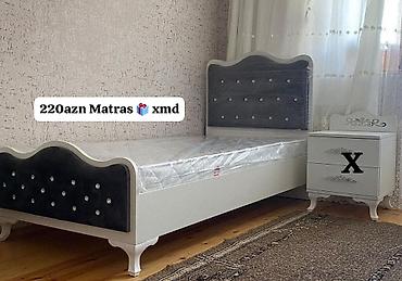 aqlay daş: Tək nəfərlik çarpayı dəsti - Klassik dizaynlı tək çarpayı; başlıq və — 1