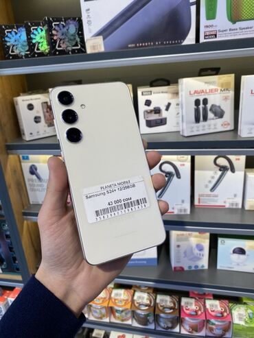 бу ноутбуки из европы: Samsung Galaxy S24+, Б/у, 256 ГБ, цвет - Бежевый, 1 SIM