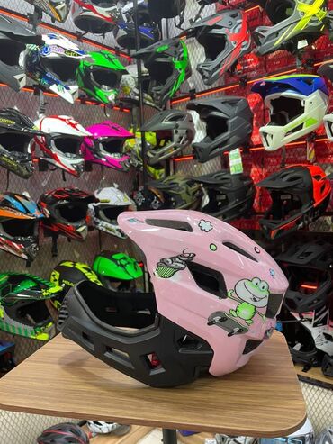 велосипеды в аренду: Велосипедные шлемы велосипедный шлем для детей .Горный шоссейный