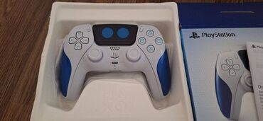 Video oyunlar üçün aksesuarlar: Limited Edition DualSense PS5 Astro Bot. Qutusu var ideal vəziyətdədir