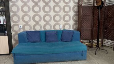 синий диван и 2 кресла: Кресло-кровать, Б/у