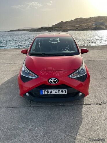 Toyota Aygo: 1 l | 2018 year Hatchback