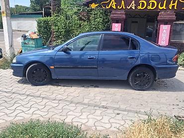 козырек на камри: Toyota Avensis: 2001 г., Механика, Бензин, Седан — 4
