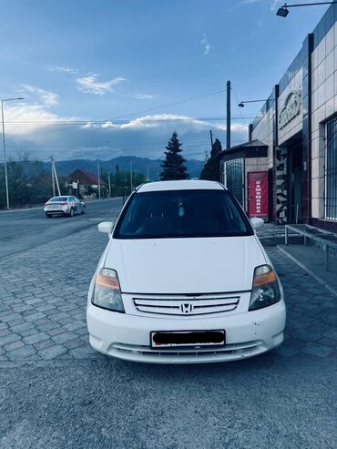 б4 80: Honda Stream: 2002 г., 1.7 л, Автомат, Бензин, Минивэн