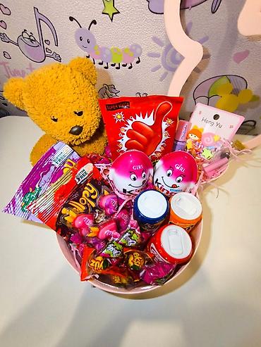 Hədiyyələr: Hədiyyə qutuları və tematik setlər - Şirniyyat qutuları: Bölməli — 38