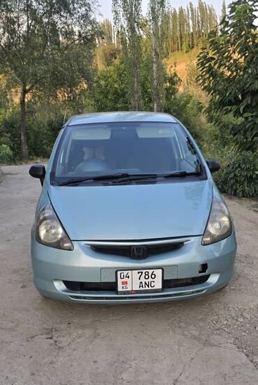машины транспорт: Honda Fit: 2001 г., 1.3 л, Автоматические, Бензин, Хэтчбэк
