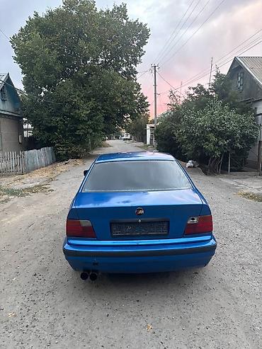 реснички е39: BMW 3 series: 1993 г., 2.5 л, Седан — 3