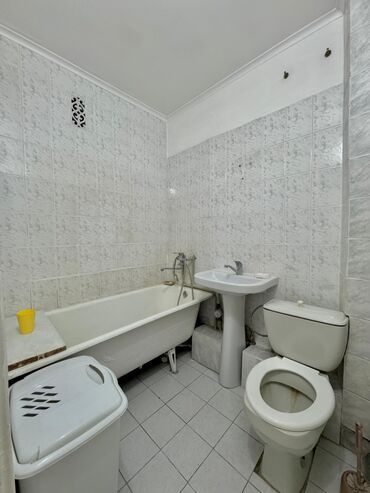 Продажа квартир: 3 комнаты, 58 м², 104 серия, 4 этаж, Косметический ремонт — 9