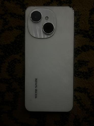 aifon se: Tecno Spark Go, Б/у, 64 ГБ, цвет - Голубой, 1 SIM, 2 SIM — 2