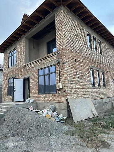 дом с мансардой: 6 комнат и более, 240 м², 5 соток, Тынчтык, Собственник — 4
