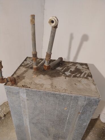 Baklar və çənlər: Bak, Plastik, 1000 l l -da lalafo.az — 8 Baklar və çənlər: Bak, Plastik, 1000 l l — 8