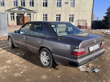 Mercedes-Benz: Mercedes-Benz E-Class: 1990 г., 2.3 л, Механика, Бензин, Седан — 4