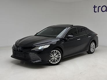 Toyota: Toyota Camry: 2019 г., 2.5 л, Автомат, Гибрид, Седан — 2