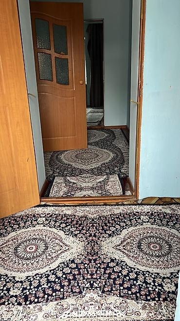 продается старый дом кара балте: Дом частный, одноэтажный. Фасад оштукатурен, кровля с декоративным — 1