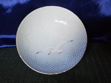 Ostalo posuđe: Bombonijera 3g Royal Kopenhagen Bing - Grondahl. Bombonijera danski na lalafo.rs — 1 Ostalo posuđe: Bombonijera 3g Royal Kopenhagen Bing - Grondahl. Bombonijera danski — 1