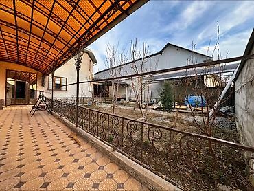 Продажа коттеджей и домов: 🏡 Продаётся уютный двухэтажный частный дом в г. Ош, район Ак-Буура-1 — 2