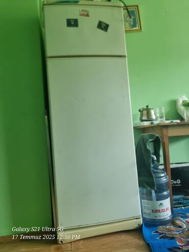 Техника для напитков: Б/у 2 двери Холодильник Продажа, цвет - Белый, Встраиваемый