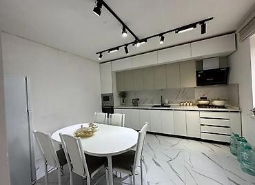 Продажа коттеджей и домов: 🏠 Продаётся уютный частный дом 🌳 🌃*Район :Кудайберген* 🏡 Участок — 1