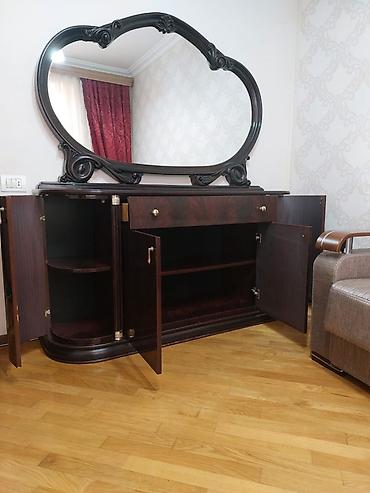 Ölçüləri
Eni-1.57 m
Hündürlüyü-1.85 m
Derinliyi-45 sm