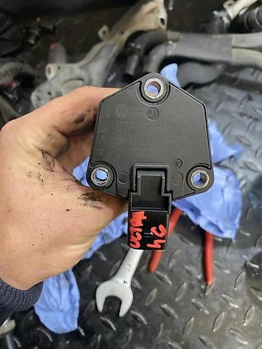 alternator cena: AUDI SENZOR NIVOA ULJA 07P907660 | audi vw delovi ALTINA ZEMUN   — 4