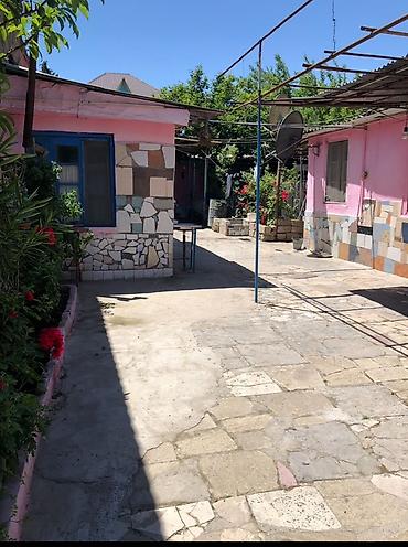 keşle ev: Keşlə qəs. 4 otaqlı, 5 kv. m, Kredit yoxdur, Orta təmir — 2