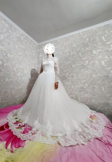 мусульманский свадебный платья: Продаётся шикарное свадебное платье можно одеть как мусульманское