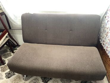 диван в комплекте с креслами: Цвет - Коричневый, Б/у