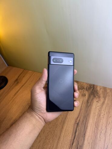 телефон орро: Google Pixel 7, Б/у, 128 ГБ, цвет - Черный, 2 SIM