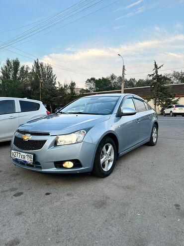 самая дорогая машина в кыргызстане: Chevrolet Cruze: 2011 г., 1.6 л, Автомат, Бензин, Седан