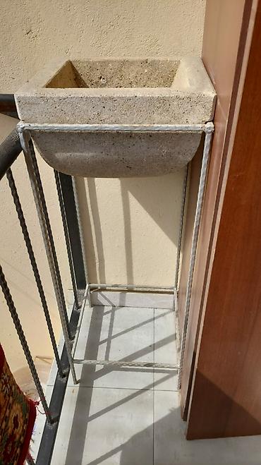 su ceni gence: Su daşı satılır. Yaxşı vəziyyətdədir. Qiymət: 110 AZN. Ünvan: Həzi — 2