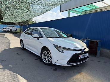 highlander 2017: Toyota Corolla: 2021 г., 1.8 л, Гибрид, Седан — 1