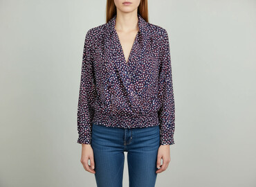 t shirty versace: Жіноча блуза, розмір M