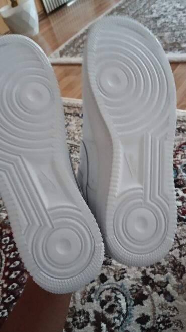 кошелек портмоне: Мужские кроссовки, 41, Nike, Новый, цвет - Белый, Самовывоз, Бесплатная доставка, Платная доставка