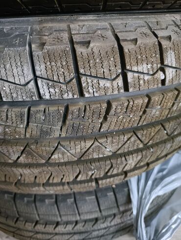 шыны на к5: Шиналар 265 / 70 / R 17, Кыш, Колдонулган, Комплект, Жол тандабастар (АТ/МТ)