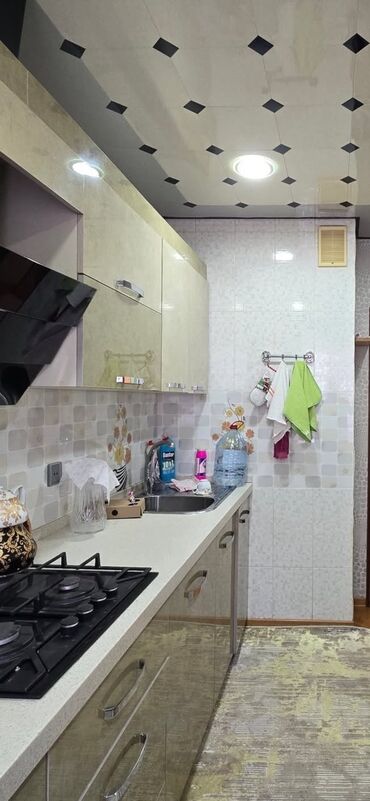 Uzunmüddətli kirayə mənzillər: Menzil Genclikde yerlewir 200 nomreli mektebin yaninda 5 mertebenin — 10