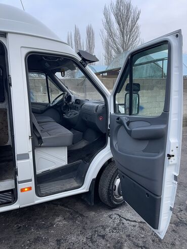 Mercedes-Benz: Mercedes-Benz Спринтер: 2003 г., 2.7 л, Типтроник, Дизель, Бус — 16
