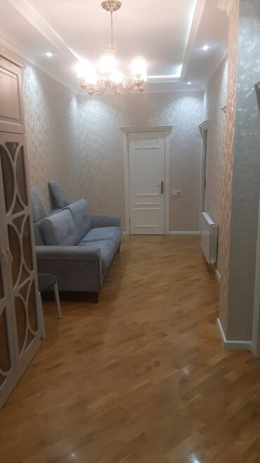 Qonaq otağı dəstləri: Г. Хырдалан, новостройка, 2 комнаты, супер ремонт, вместе с мебелью — 12