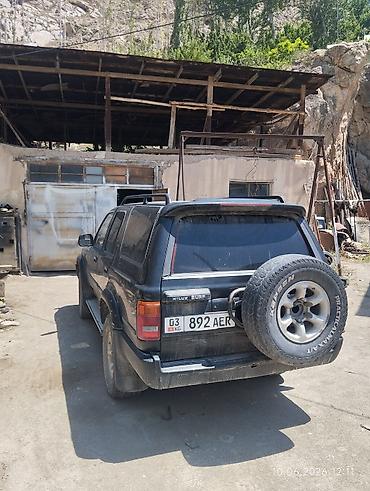 daewoo жентира: Toyota Hilux Surf: 1993 г., 2.4 л, Автомат, Дизель, Внедорожник — 3