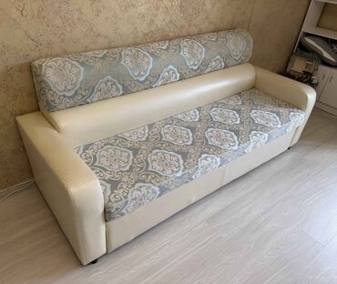 Раскладные диваны: Раскладной диван, Б/у — 16