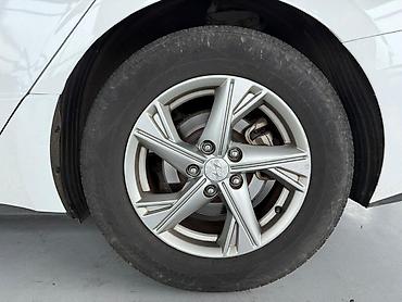 Hyundai: Hyundai Sonata: 2021 г., Седан — 16